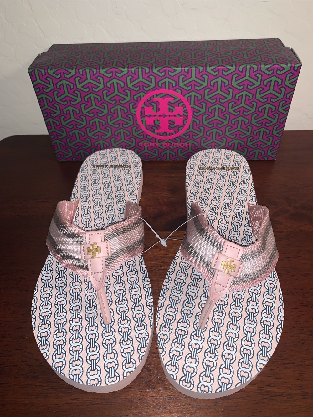 TORY BURCH BRAND NEW IN BOX SIZE 8 COSTAL GEMINI LINK FLIP FLOP SANDALS